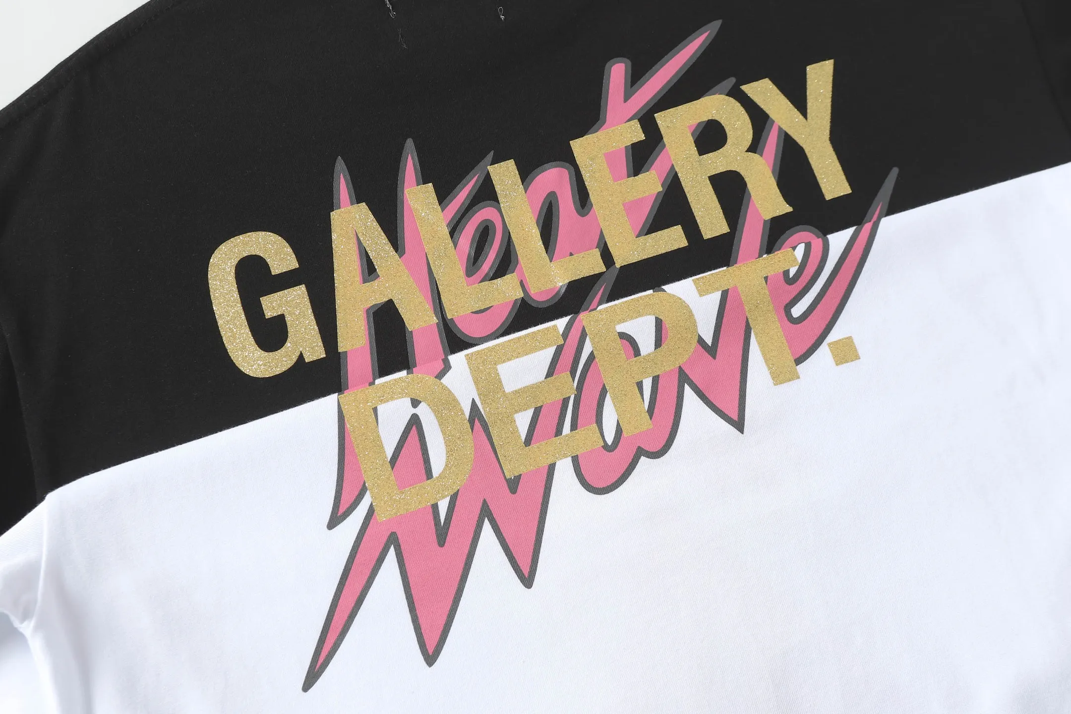 GALLERY.DEPT Summer new short-sleeved model number: D3329P110 Color: black white Size: S M L XL